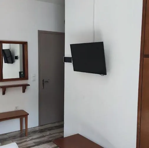 Pansion Vasso 3* Áyios Nikítas