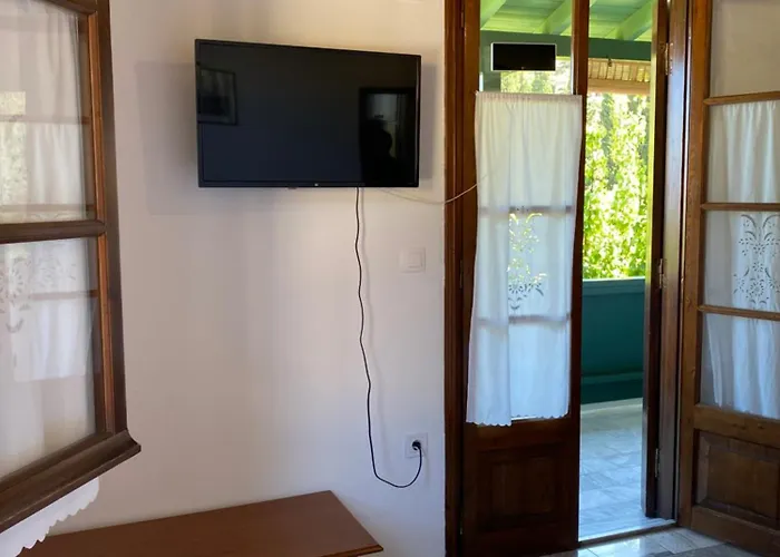 Pansion Vasso Áyios Nikítas